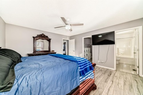 216 Saddlecrest Way Ne, Calgary, AB - Indoor Photo Showing Bedroom