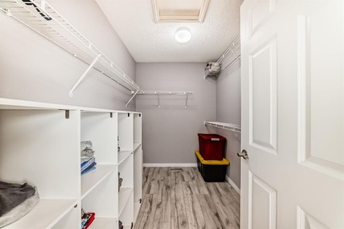 216 Saddlecrest Way Ne, Calgary, AB - Indoor Photo Showing Other Room