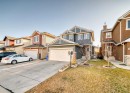 216 Saddlecrest Way Ne, Calgary, AB  - Outdoor With Facade 