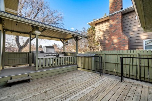 720 Parkvalley Road Se, Calgary, AB - Outdoor With Deck Patio Veranda With Exterior