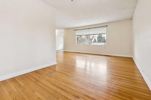 3248 Bearspaw Drive Nw, Calgary, AB - Indoor