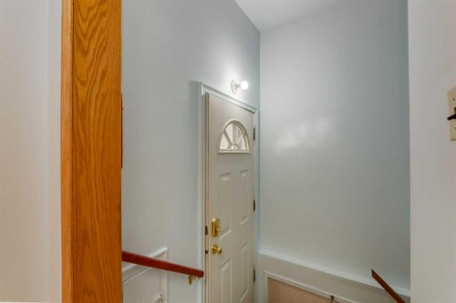 178 Windermere Road Sw, Calgary, AB - Indoor Photo Showing Other Room