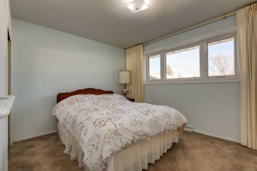 178 Windermere Road Sw, Calgary, AB - Indoor Photo Showing Bedroom