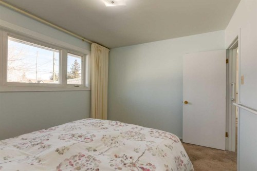 178 Windermere Road Sw, Calgary, AB - Indoor Photo Showing Bedroom