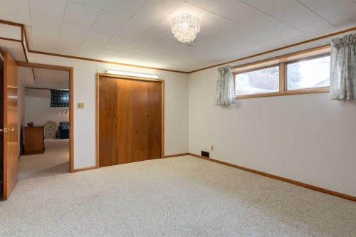 178 Windermere Road Sw, Calgary, AB - Indoor Photo Showing Other Room