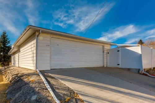 178 Windermere Road Sw, Calgary, AB - Outdoor