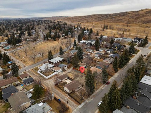 4215 Chippewa Road Nw, Calgary, AB 