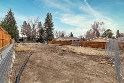 4215 Chippewa Road Nw, Calgary, AB 