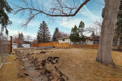 4215 Chippewa Road Nw, Calgary, AB 