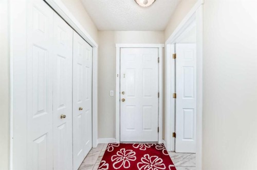 41 Covette Bay Ne, Calgary, AB - Indoor Photo Showing Other Room
