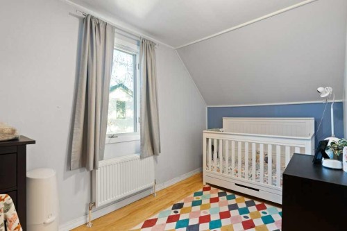 224 23 Avenue Ne, Calgary, AB - Indoor Photo Showing Bedroom