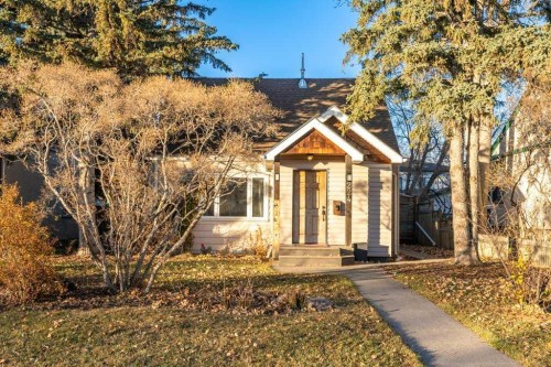 224 23 Avenue Ne, Calgary, AB - Outdoor