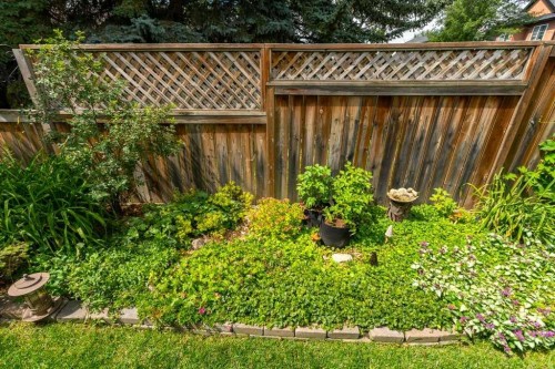 224 23 Avenue Ne, Calgary, AB - Outdoor