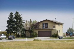233090 Range Road 282  Rural Rocky View County, AB T1X 0H2