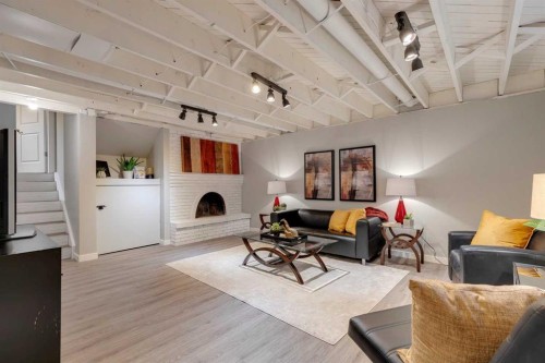 4023 Varmoor Road Nw, Calgary, AB - Indoor With Fireplace