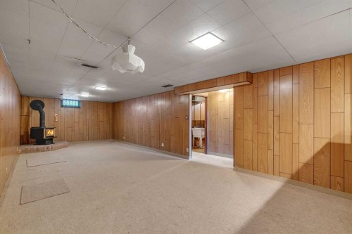 832 Raynard Crescent Se, Calgary, AB - Indoor Photo Showing Basement
