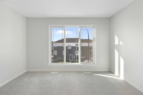 112 Belmont Place Sw, Calgary, AB - Indoor Photo Showing Other Room