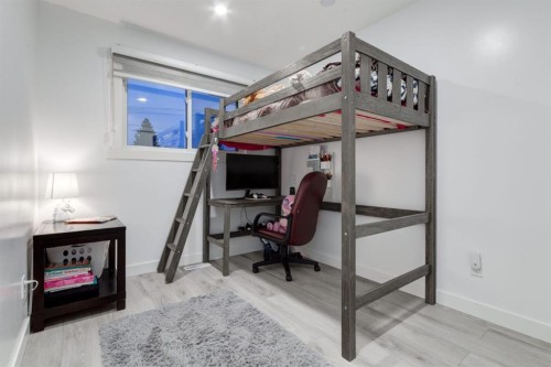 5 Sydney Drive Sw, Calgary, AB - Indoor