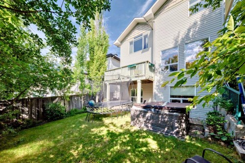 73 Crestmont Drive Sw, Calgary, AB - Outdoor With Deck Patio Veranda