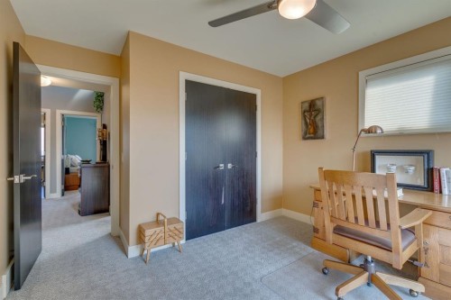 954 Drury Avenue Ne, Calgary, AB - Indoor