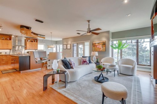 954 Drury Avenue Ne, Calgary, AB - Indoor Photo Showing Living Room