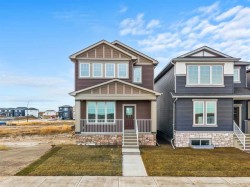 487 Hotchkiss Manor SE Calgary, AB T3S 0T2