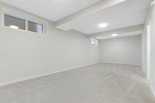 218 West Grove Lane Sw, Calgary, AB - Indoor