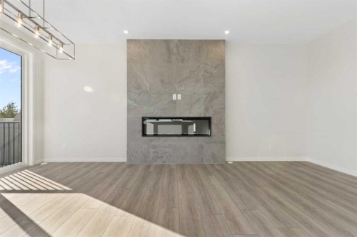 218 West Grove Lane Sw, Calgary, AB - Indoor