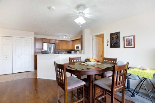 2107-5200 44 Avenue Ne, Calgary, AB - Indoor Photo Showing Dining Room