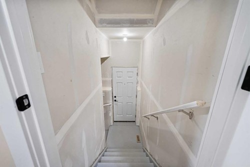 128 Versant Point Sw, Calgary, AB - Indoor