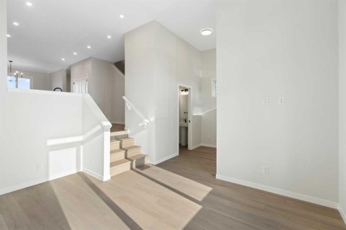 13 Creekview Manor Sw, Calgary, AB - Indoor Photo Showing Other Room