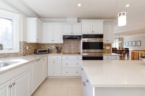 53 Prominence Path Sw, Calgary, AB - Indoor Photo Showing Kitchen