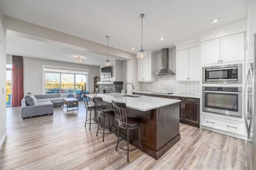 125 Sage Bluff Close Nw, Calgary, AB - Indoor Photo Showing Kitchen With Upgraded Kitchen