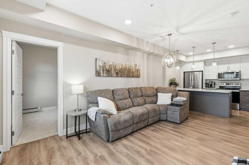 203-19661 40 Street Se, Calgary, AB - Indoor