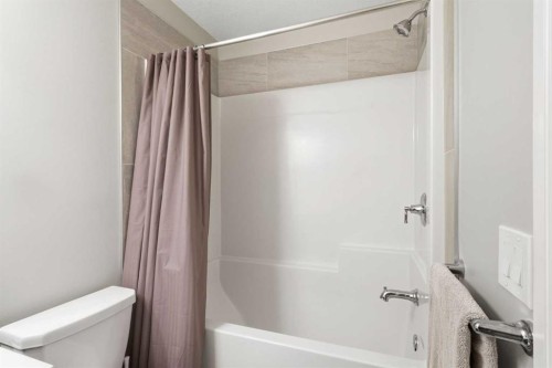 203-19661 40 Street Se, Calgary, AB - Indoor Photo Showing Bathroom