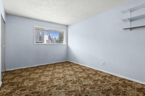 105-3500 Varsity Drive Nw, Calgary, AB - Indoor Photo Showing Other Room