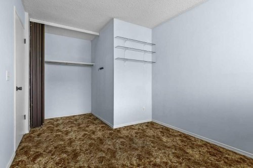 105-3500 Varsity Drive Nw, Calgary, AB - Indoor Photo Showing Other Room