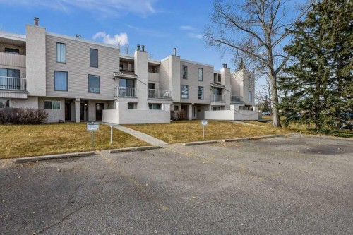 105-3500 Varsity Drive Nw, Calgary, AB - Outdoor With Facade