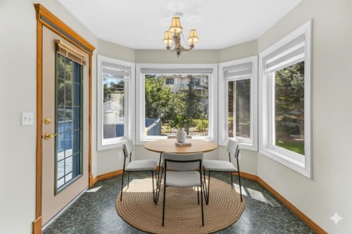 159 Hampshire Grove Nw, Calgary, AB - Indoor Photo Showing Dining Room