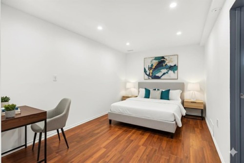 159 Hampshire Grove Nw, Calgary, AB - Indoor Photo Showing Bedroom