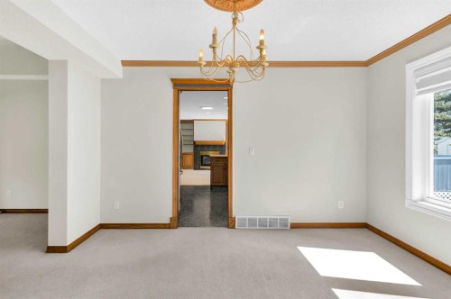 159 Hampshire Grove Nw, Calgary, AB - Indoor Photo Showing Other Room