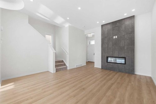 259 Magnolia Drive Se, Calgary, AB - Indoor Photo Showing Other Room