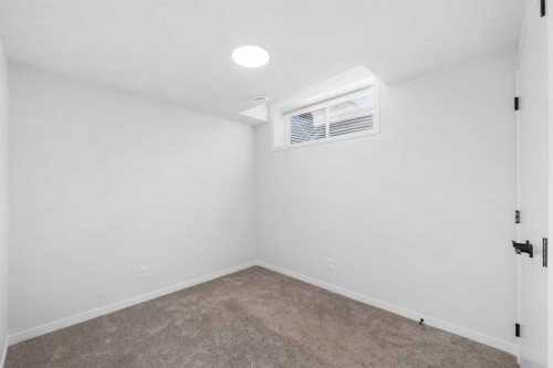 259 Magnolia Drive Se, Calgary, AB - Indoor Photo Showing Other Room