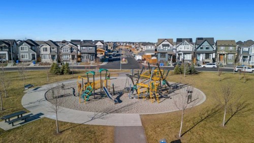 259 Magnolia Drive Se, Calgary, AB - Outdoor