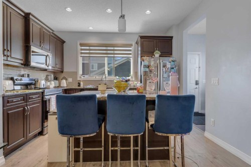 505 Redstone Drive Ne, Calgary, AB - Indoor Photo Showing Kitchen