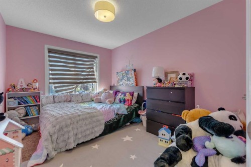 505 Redstone Drive Ne, Calgary, AB - Indoor Photo Showing Bedroom