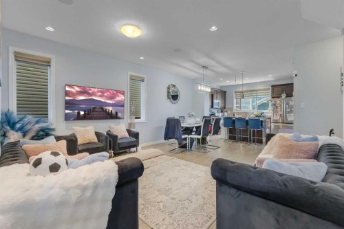 505 Redstone Drive Ne, Calgary, AB - Indoor Photo Showing Living Room