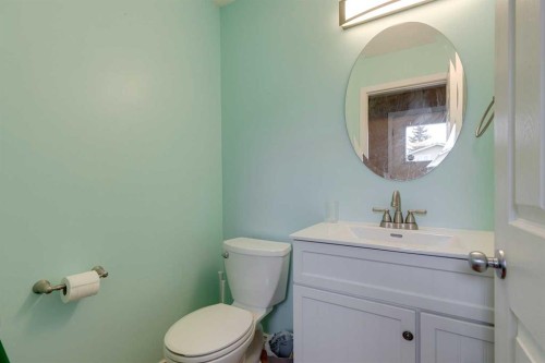 16 Abalone Crescent Ne, Calgary, AB - Indoor Photo Showing Bathroom