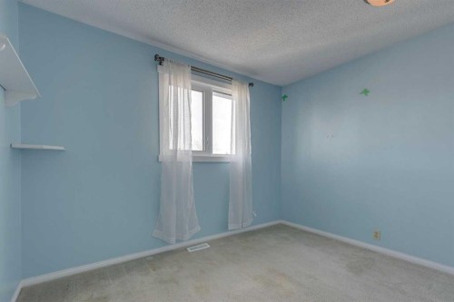 16 Abalone Crescent Ne, Calgary, AB - Indoor Photo Showing Other Room