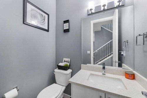 753 Edgefield Crescent, Strathmore, AB - Indoor Photo Showing Bathroom